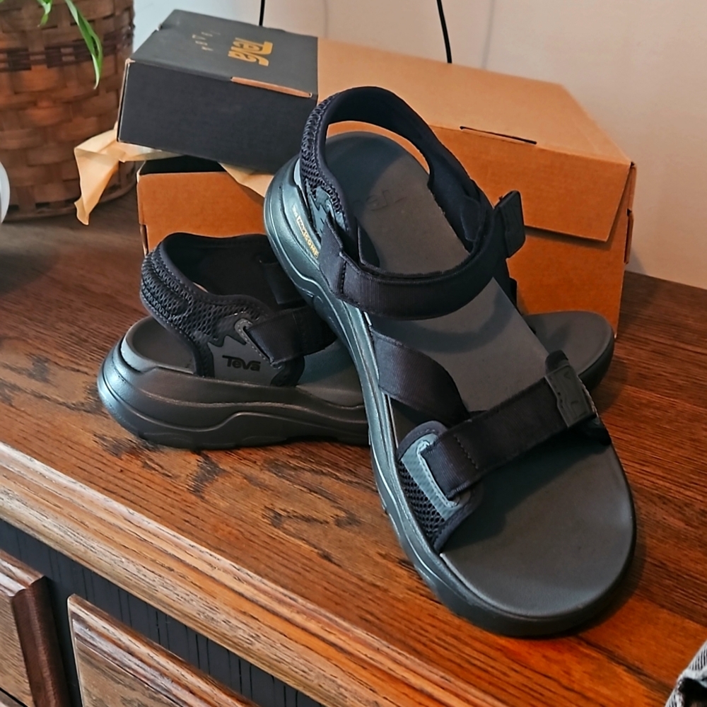 Mens black Zymic Teva sandals
